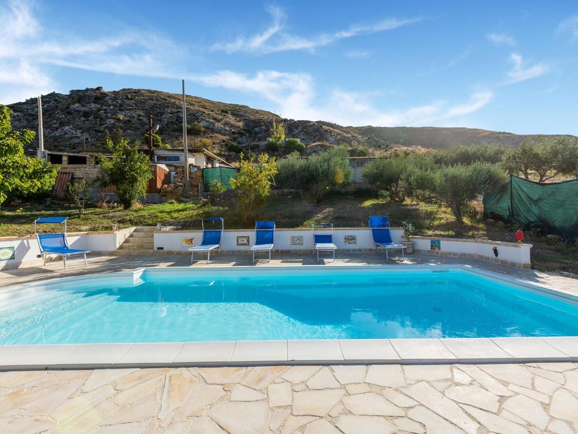 Ravishing Villa In Realmonte With Private Swimming Pool ภายนอก รูปภาพ